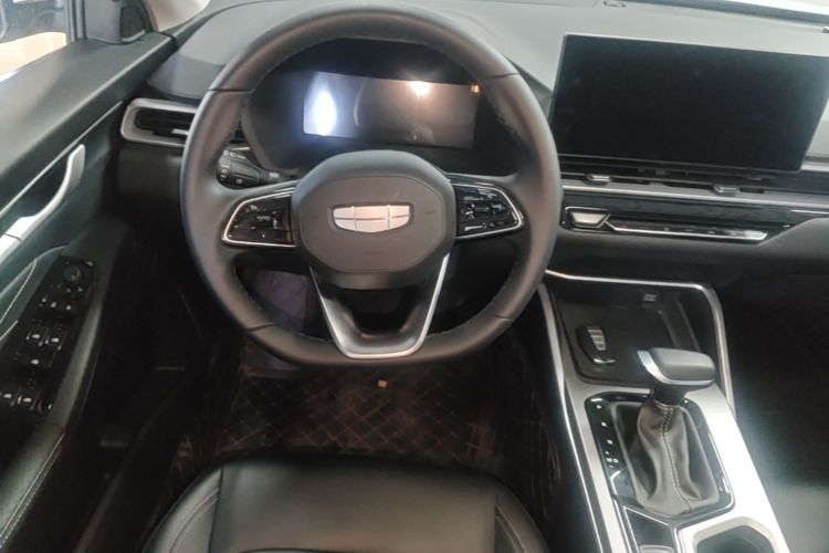 GEELY Emgrand 2025 car image #15