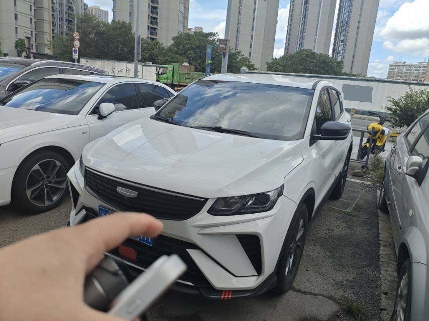 GEELY Coolray 2025 image de voiture 