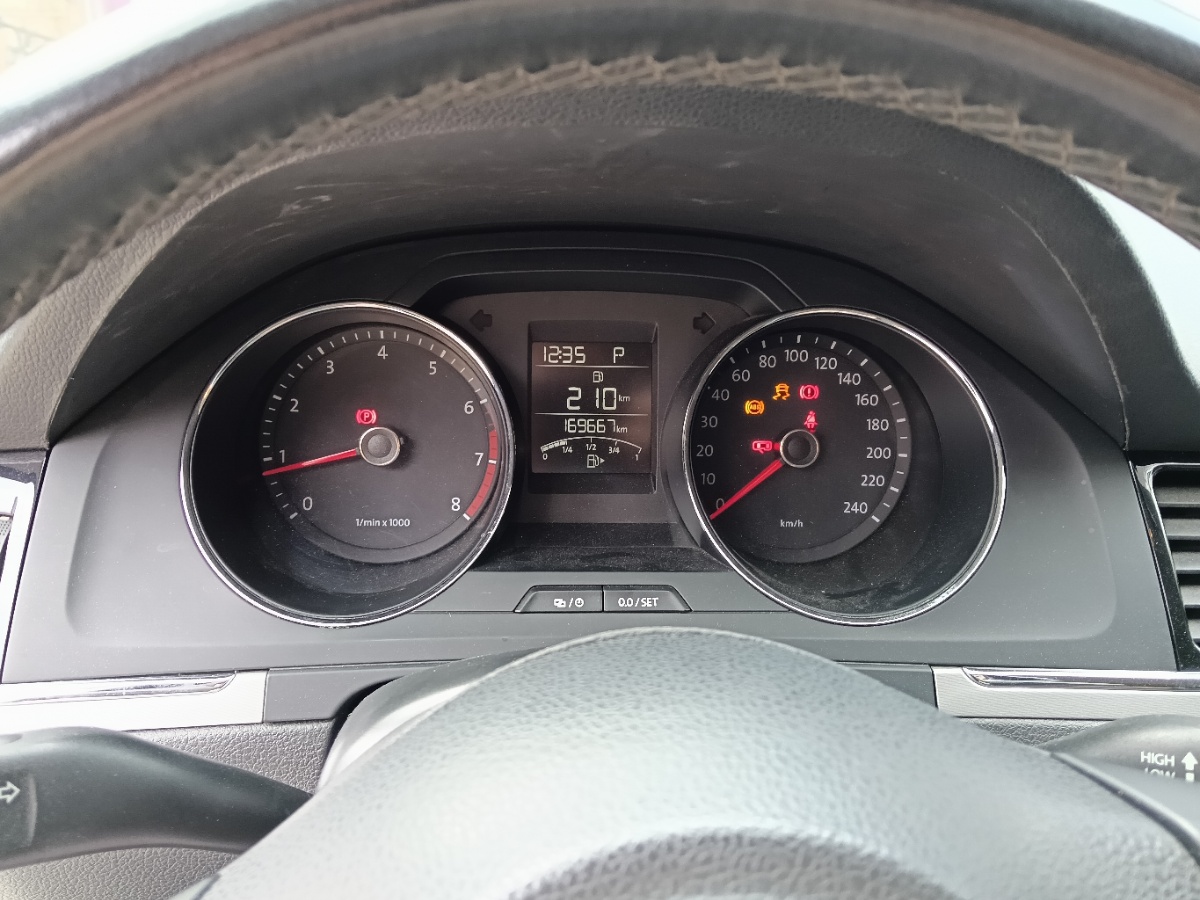 Volkswagen Bora 2015 #6 Volkswagen Bora 2015 imagen de coche #6
