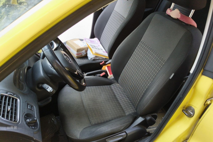 Volkswagen Polo 2018 car image #17