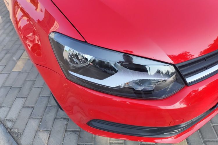 Volkswagen Polo 2017 car image #8