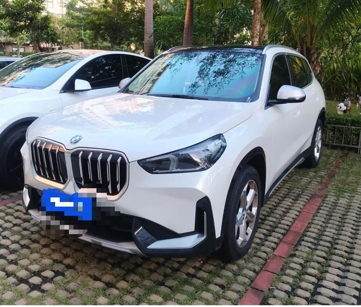 BMW X1 2023 BMW X1 2023 car image