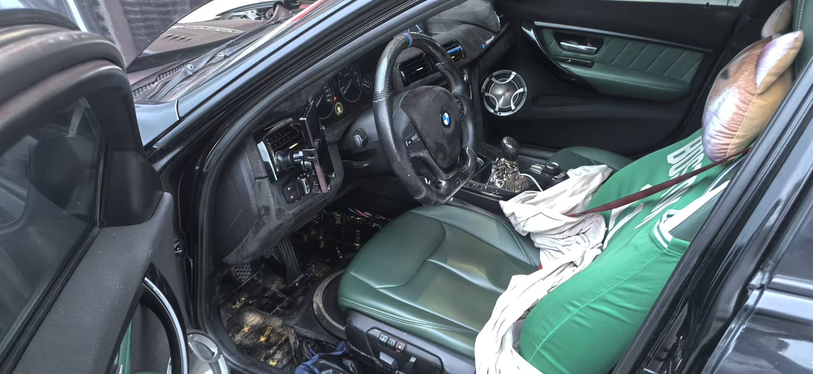 2013 car image #7