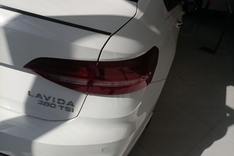 Volkswagen Lavida 2023 car image #8