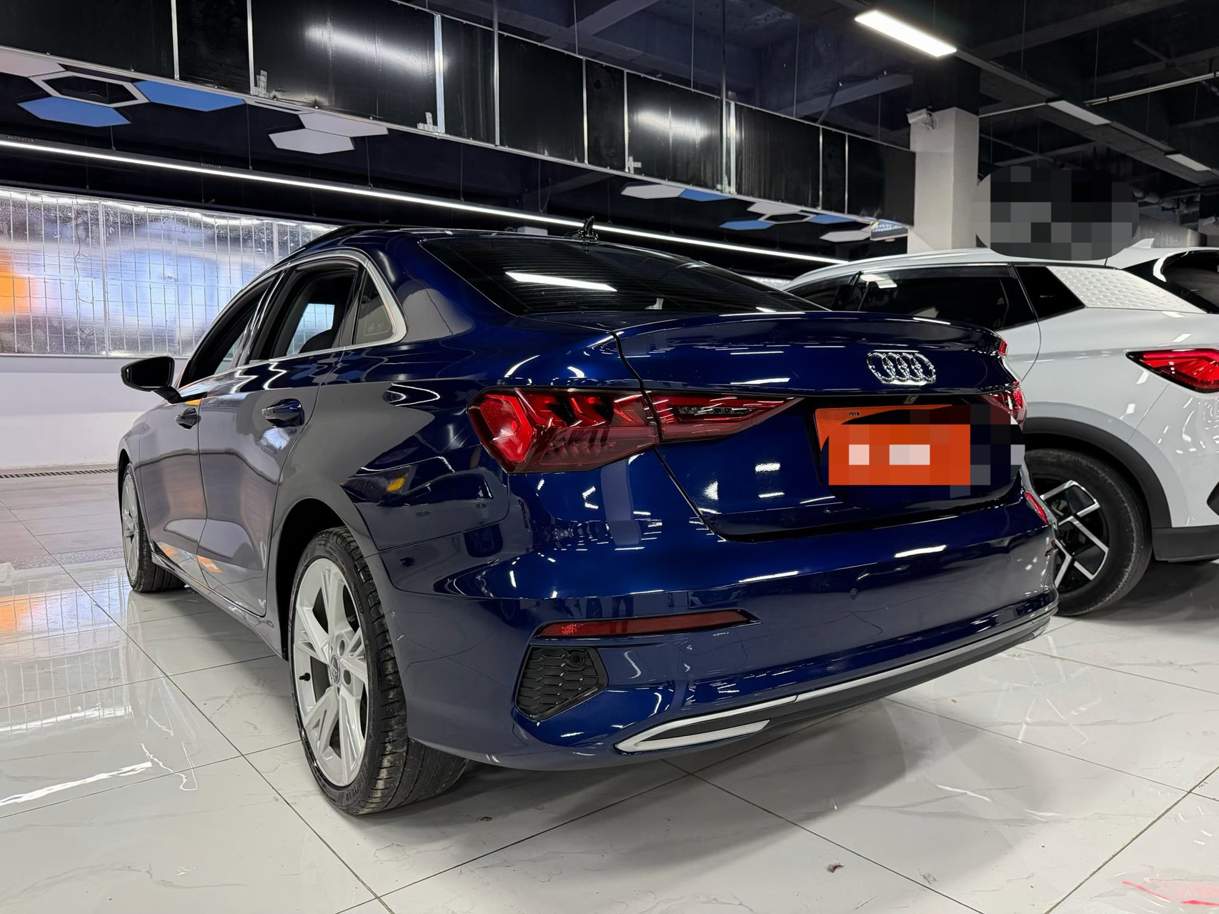 2021 car image #8