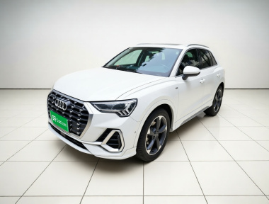 Audi Q3 2024 car image 