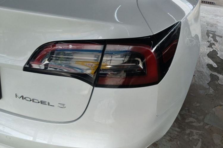 Tesla Model 3 2023 car image #8
