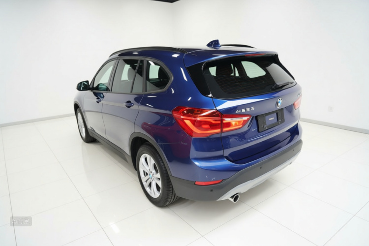 BMW X1 2017 #5 BMW X1 2017 car image #5