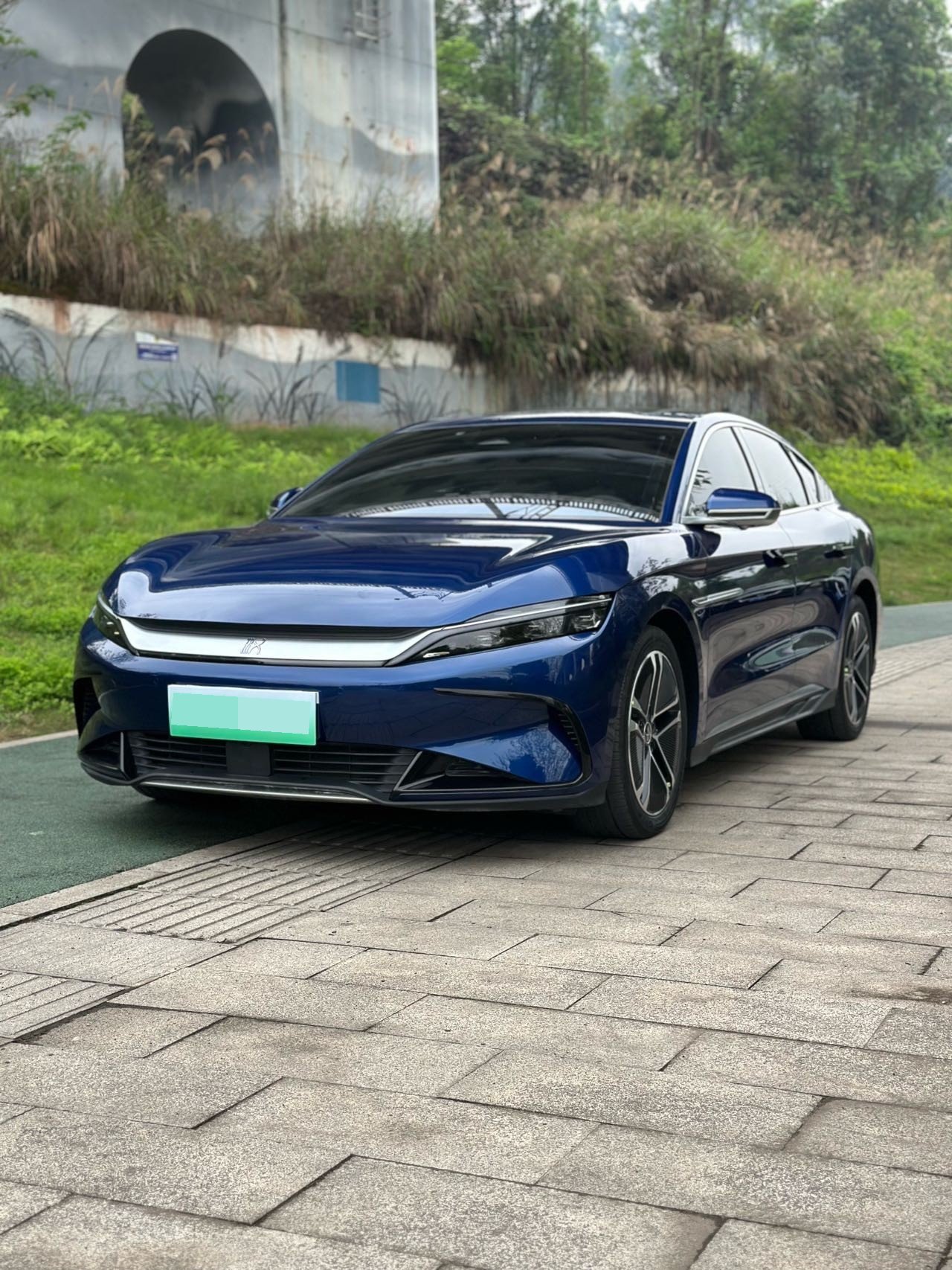 BYD Han 2024 car image 