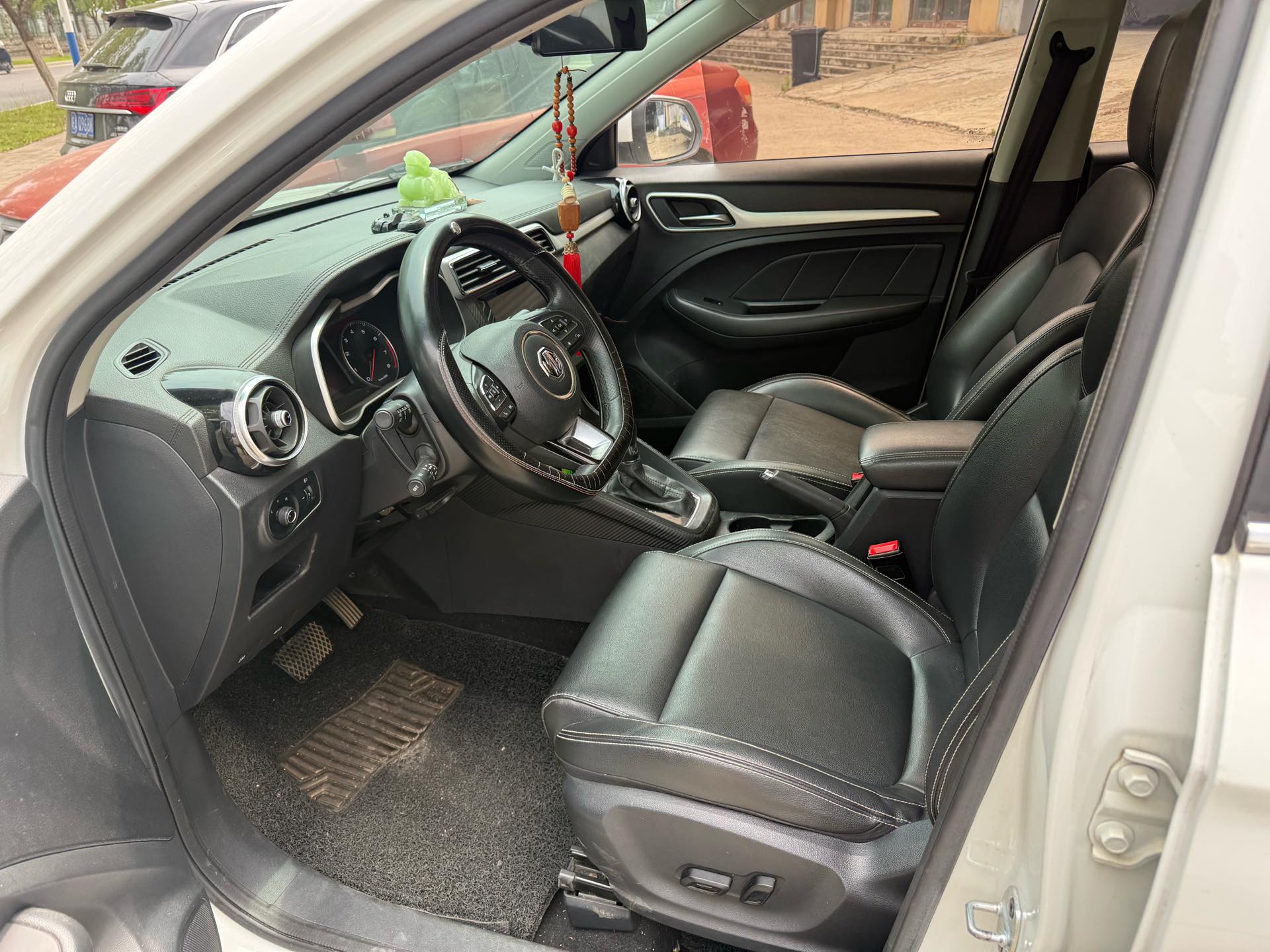 MG ZS 2018 #5 MG ZS 2018 car image #5