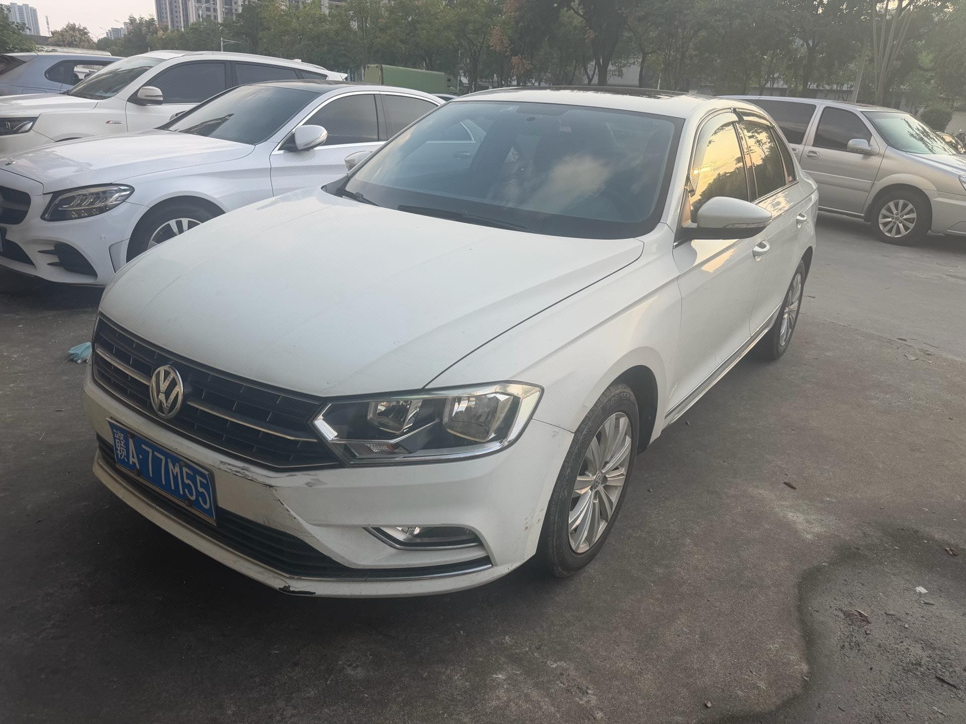 Volkswagen Bora 2017 immagine di auto 