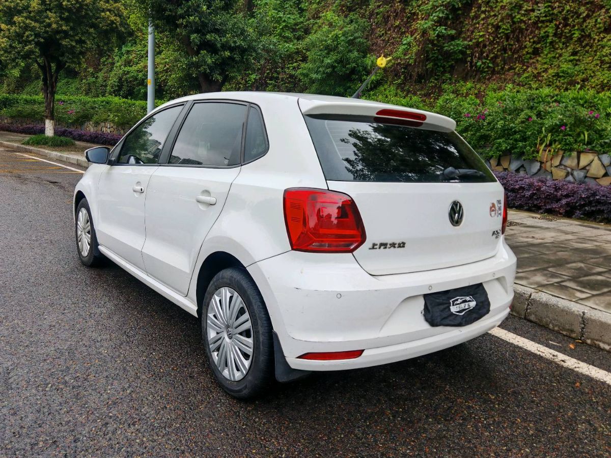 Volkswagen Polo 2017 car image #6
