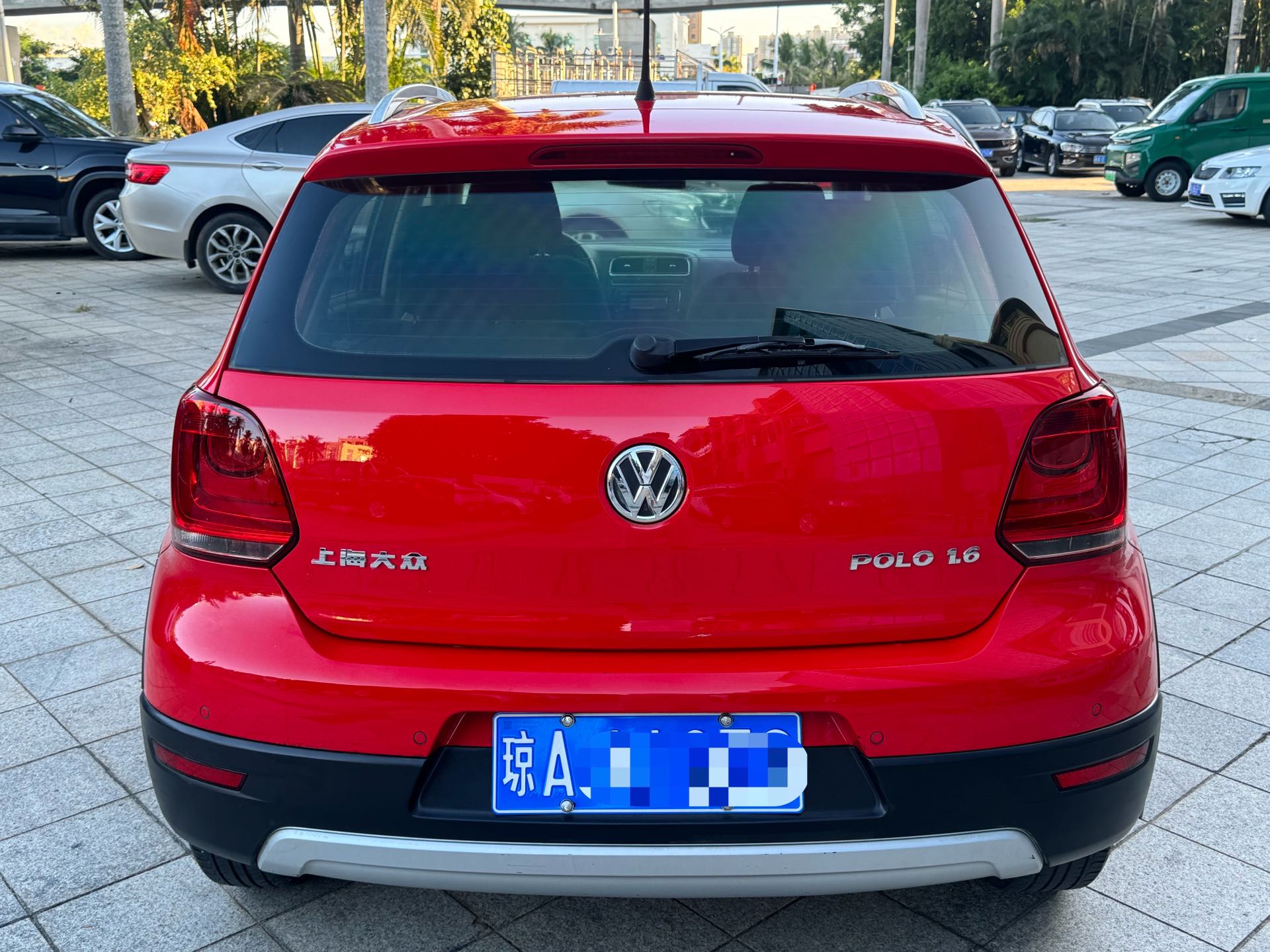 Volkswagen Polo 2013 car image #8