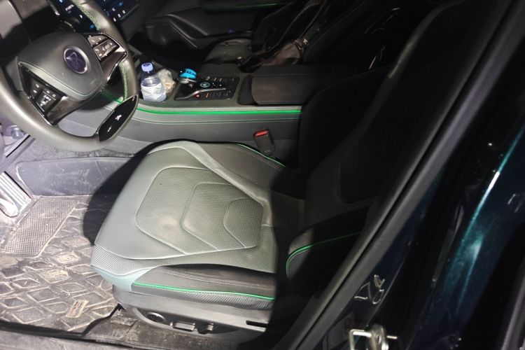 BYD Han 2022 car image #20
