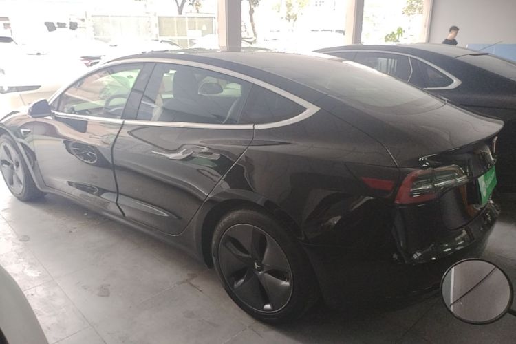 Tesla Model 3 2020 car image #7