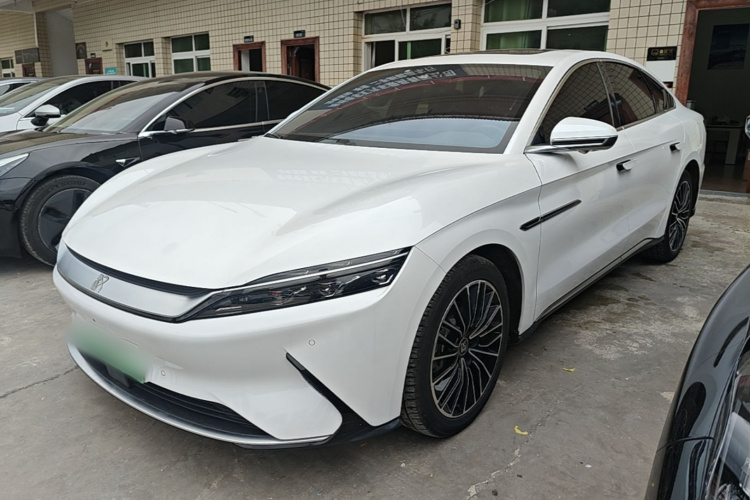 BYD Han 2022 car image #2