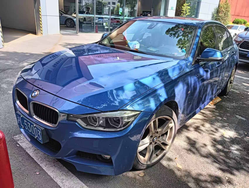 BMW 3 Series 2018 car image 