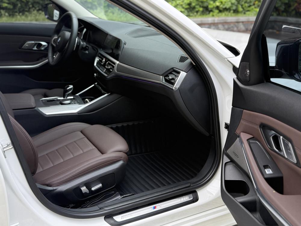BMW 3 Series 2019 #7 BMW 3 Series 2019 car image #7