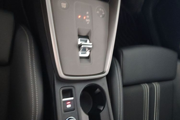Audi A3 2024 car image #18
