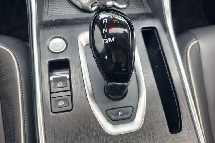 GEELY Coolray 2019 car image #14