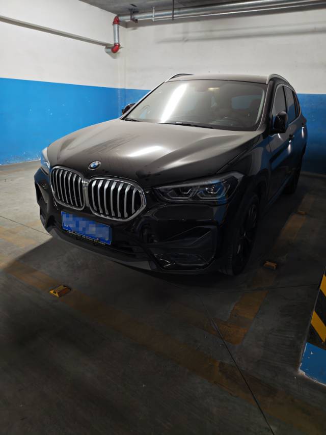 BMW X1 2020 car image 