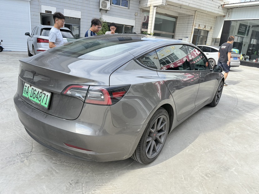 Tesla Model 3 2021 car image #4