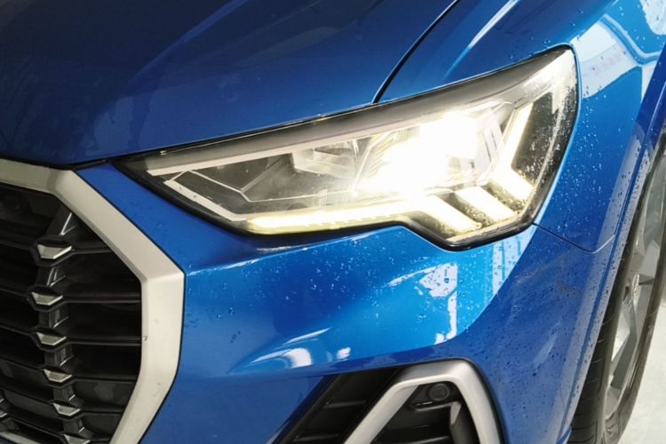 Audi Q3 2019 #23 Audi Q3 2019 car image #23