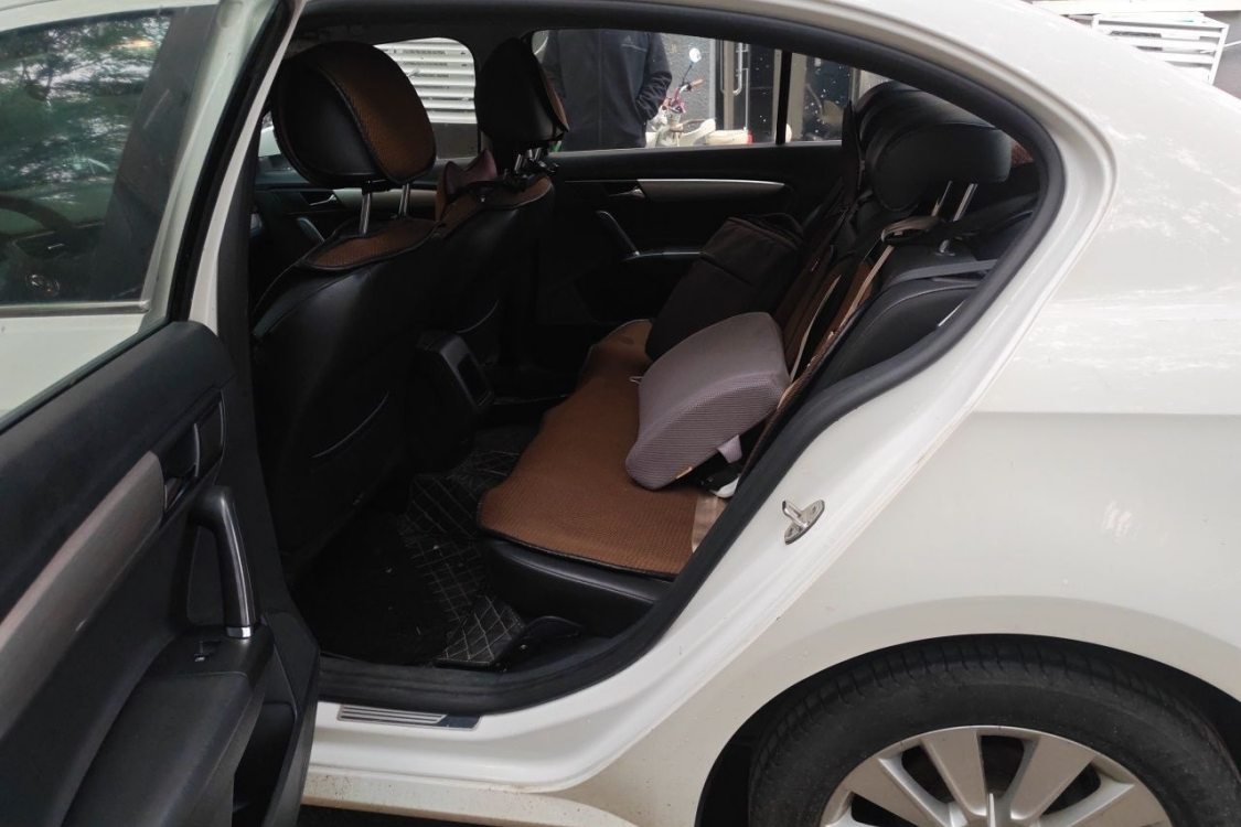 Volkswagen Lavida 2016 immagine di auto #19