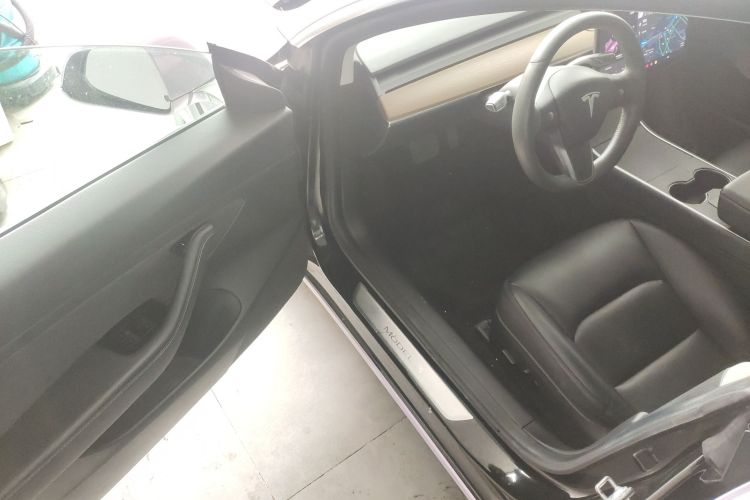 Tesla Model 3 2020 #16 Tesla Model 3 2020 car image #16