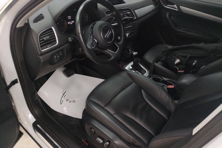 Audi Q3 2017 #15 Audi Q3 2017 car image #15
