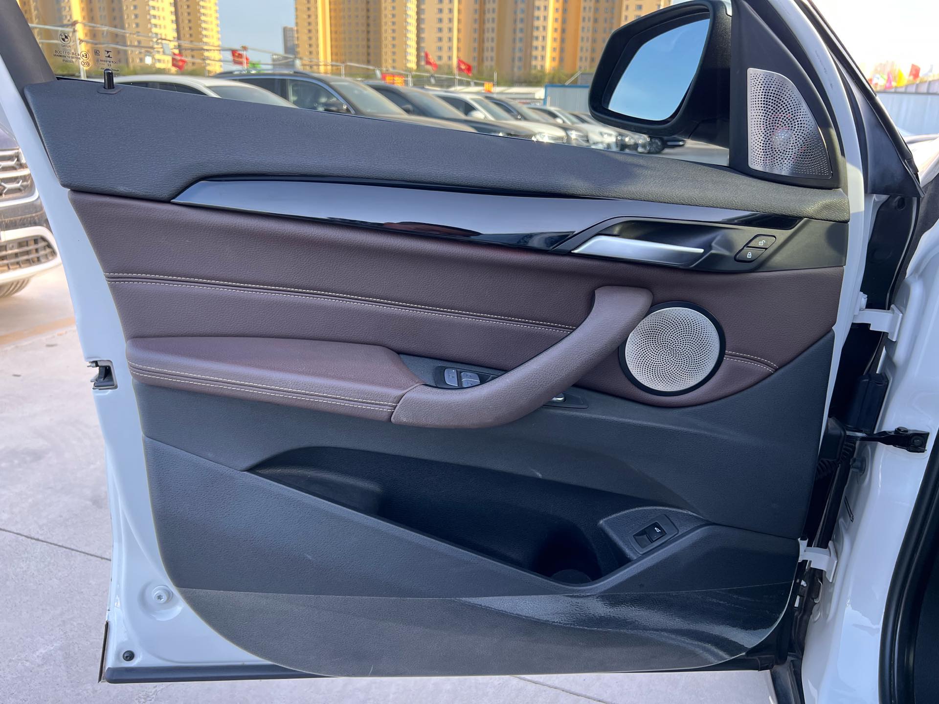 BMW X1 2022 car image #10