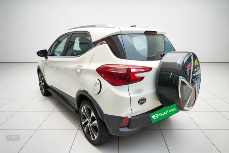 BYD Yuan 2016 car image #5