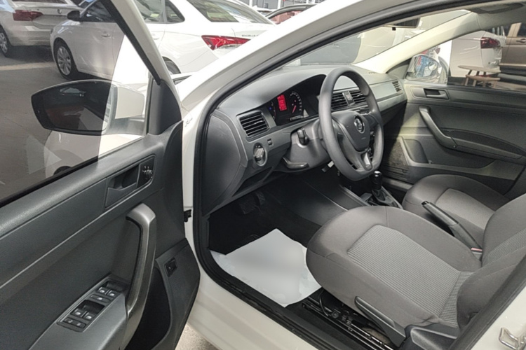 Volkswagen Santana 2016 image de voiture #12