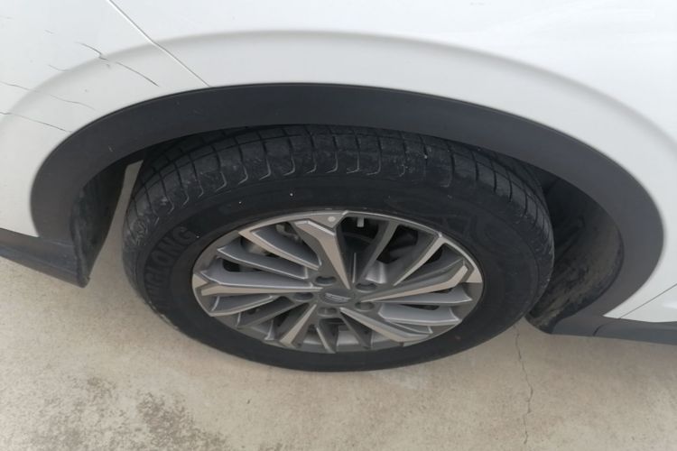 GEELY Coolray 2022 car image #9