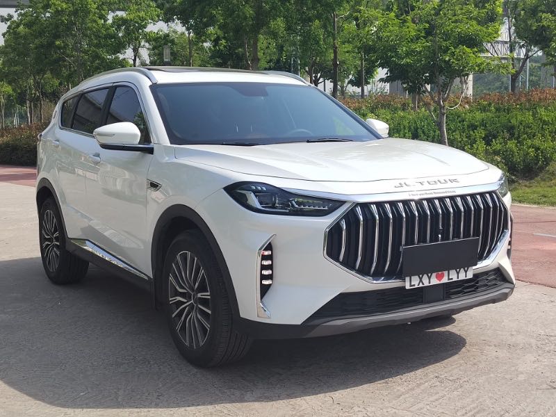 Jetour X70 PLUS 2023 car image #3