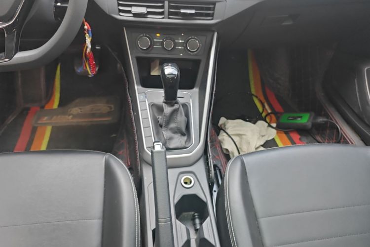 Volkswagen Polo 2020 car image #18