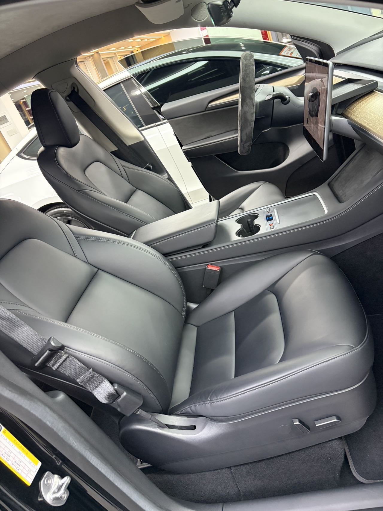 Tesla Model Y 2022 #5 Tesla Model Y 2022 image de voiture #5