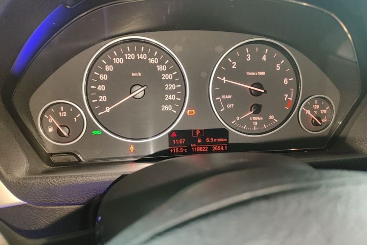 BMW 3 Series GT 2016 #12 BMW 3 Series GT 2016 imagem de carro #12