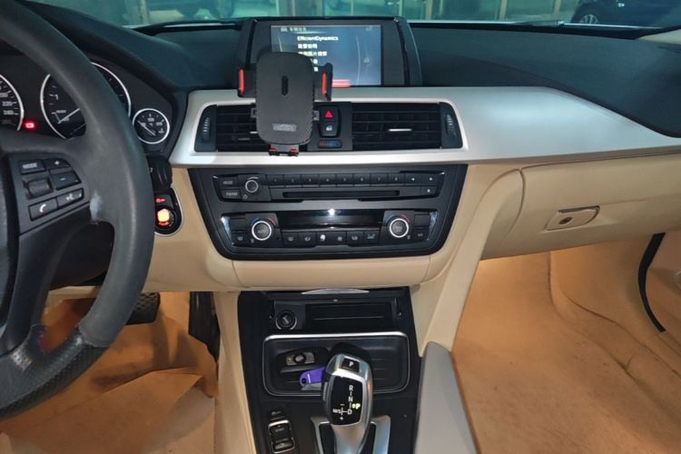 BMW 3 Series 2015 #13 BMW 3 Series 2015 car image #13