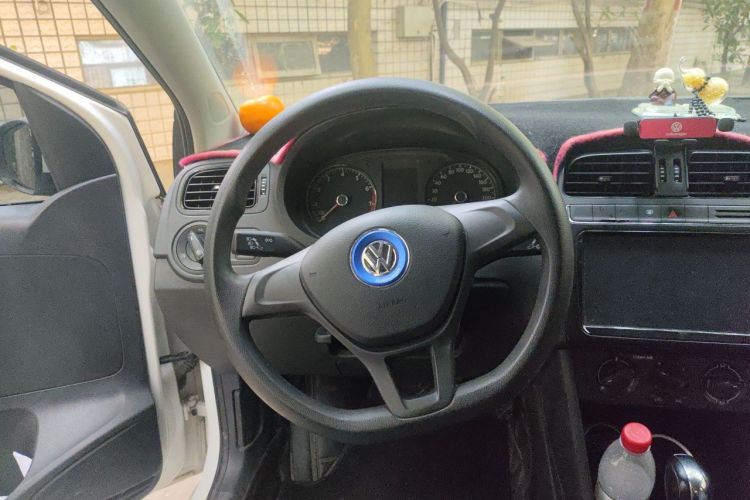 Volkswagen Polo 2017 #11 Volkswagen Polo 2017 car image #11