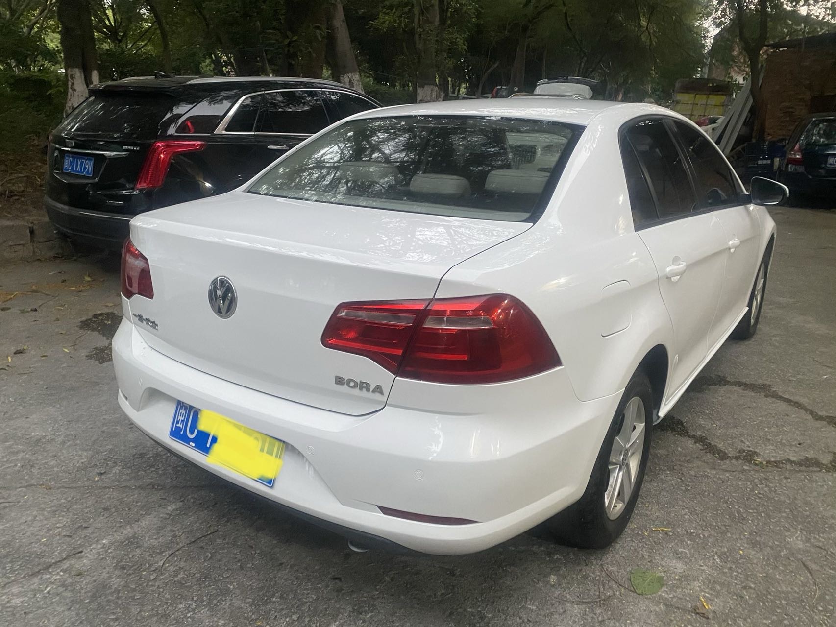 Volkswagen Bora 2013 car image #4