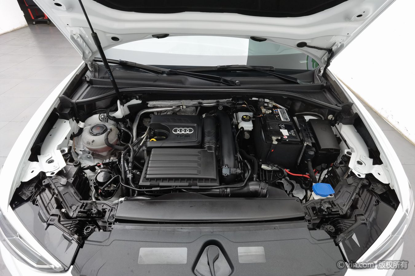 Audi Q3 2023 imagen de coche #18