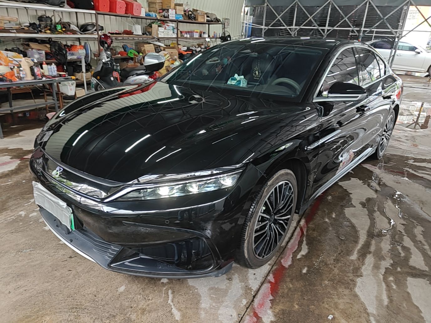 BYD Han 2024 car image 