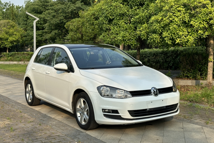 Volkswagen Golf 2016 car image #7