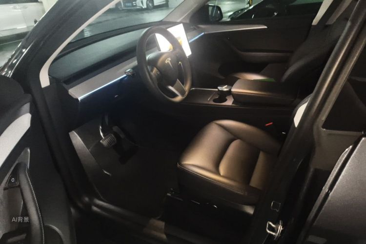 Tesla Model Y 2023 #18 Tesla Model Y 2023 car image #18