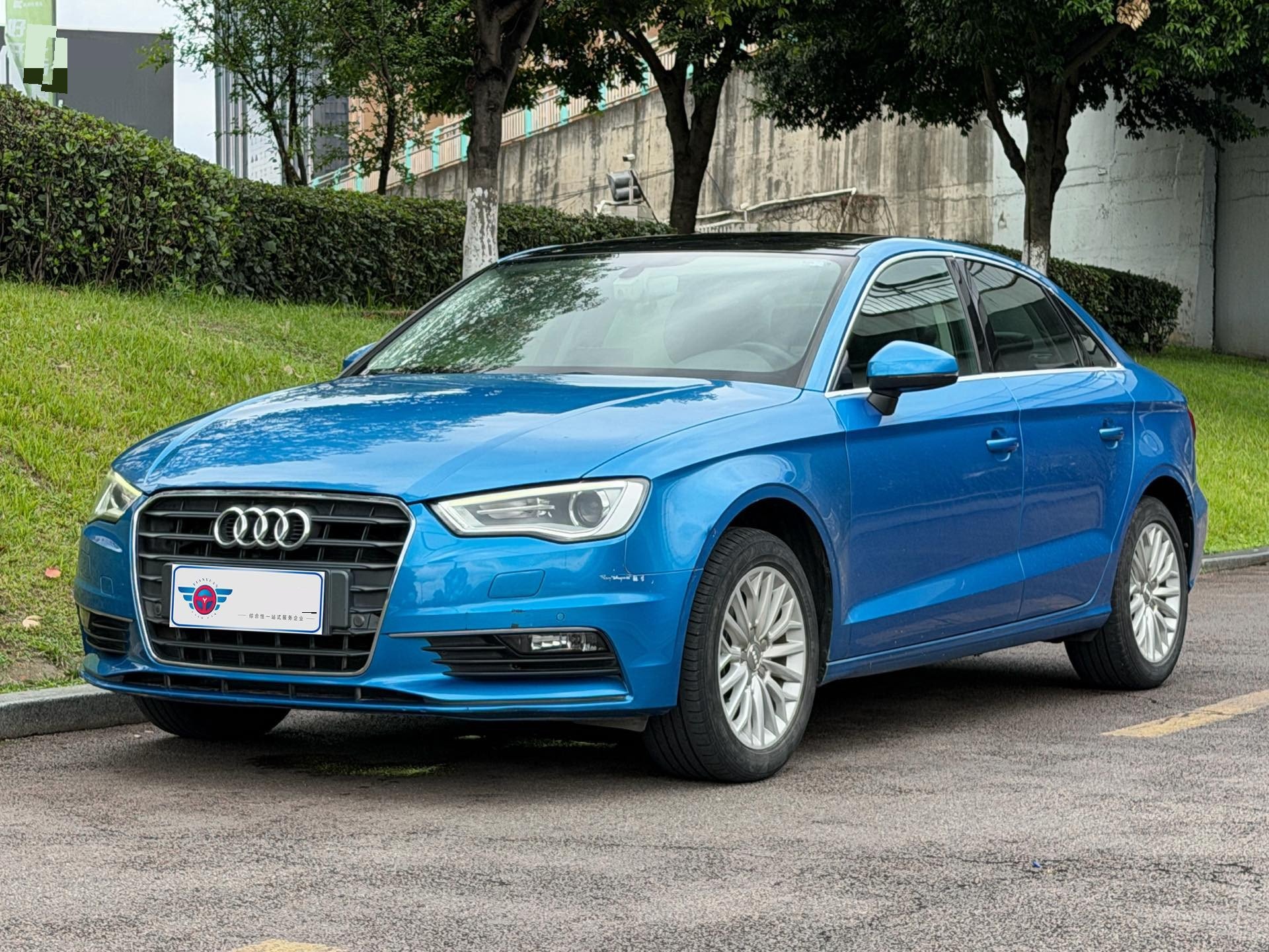 2016 2016 car image