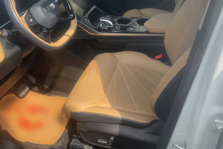 GEELY Boyue L 2024 image de voiture #17