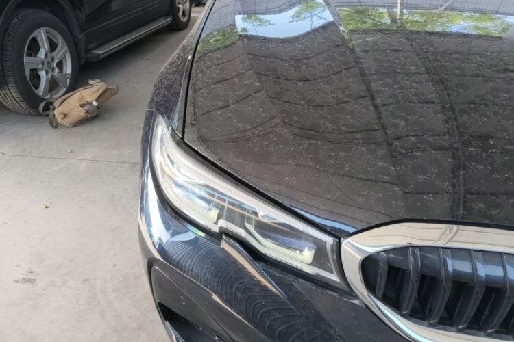 BMW 3 Series 2022 car image #8