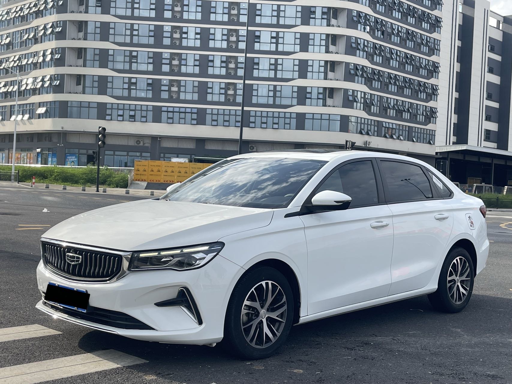 GEELY Emgrand 2022 GEELY Emgrand 2022 car image