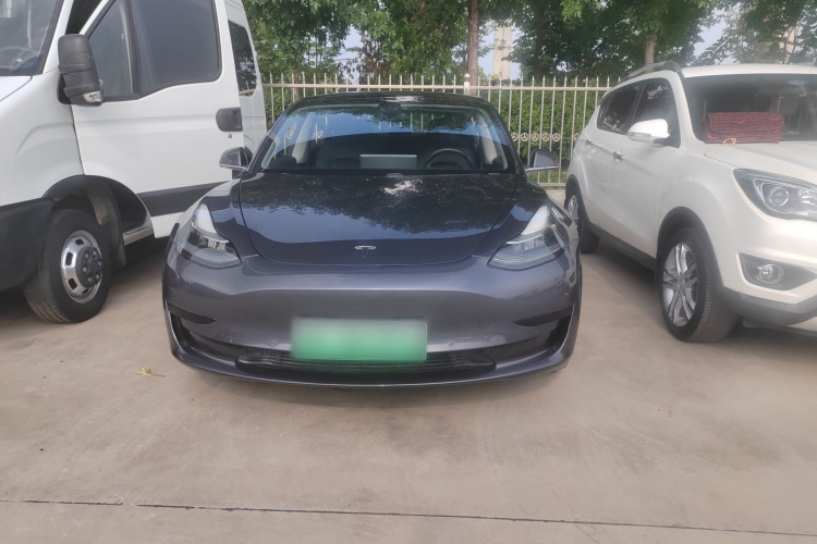 Tesla Model 3 2020 car image #4